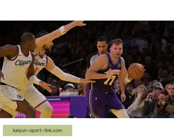 东契奇生涯单节得分20+32次追平哈登仅次库里科比历史第三